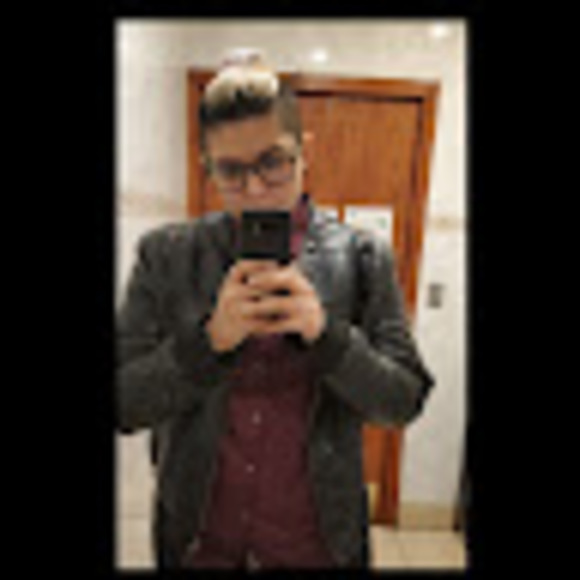 Meet your Posher, Kore - Picture 1 of 1